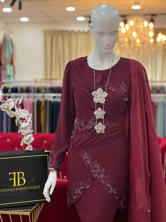 Baju Kurung Moden, Stylish Asymmetrical Hemline, Diagonal Draping, Floral Lace Appliques, Mermaid Skirt, Silver Brooch & Necklace